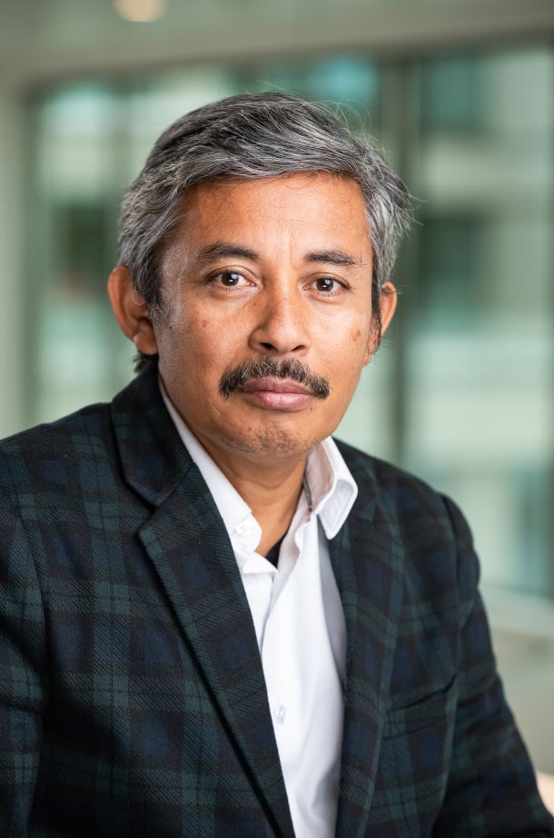 Dr. Surya Suryadi, MA.